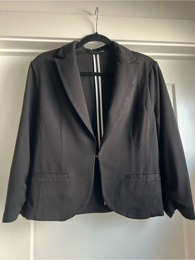 Black Women's Tailored Blazer 3/4 sleeve